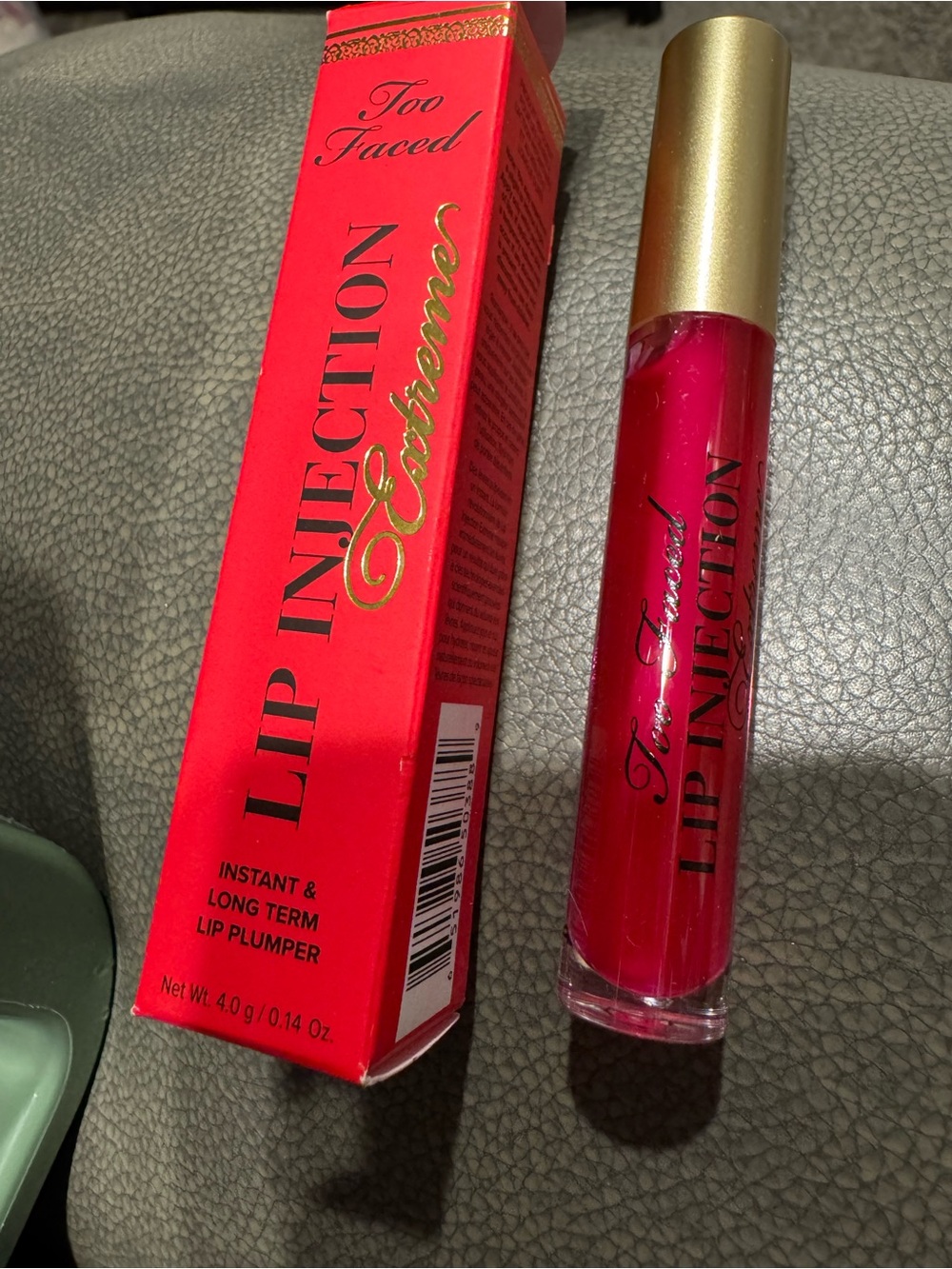 Too Faced Lip Injection Extreme “Pink Punch” Instant & Long Term Lip Plumper.